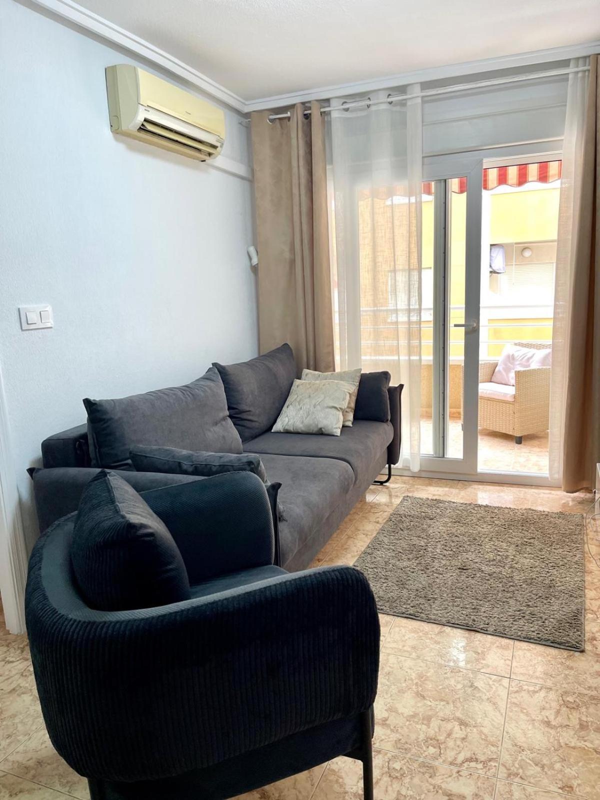 La Loma With Garage,pool And Lift Torrevieja